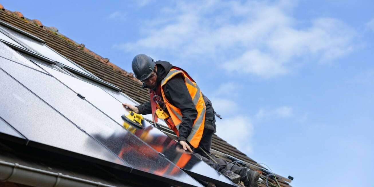 Installation panneaux solaires